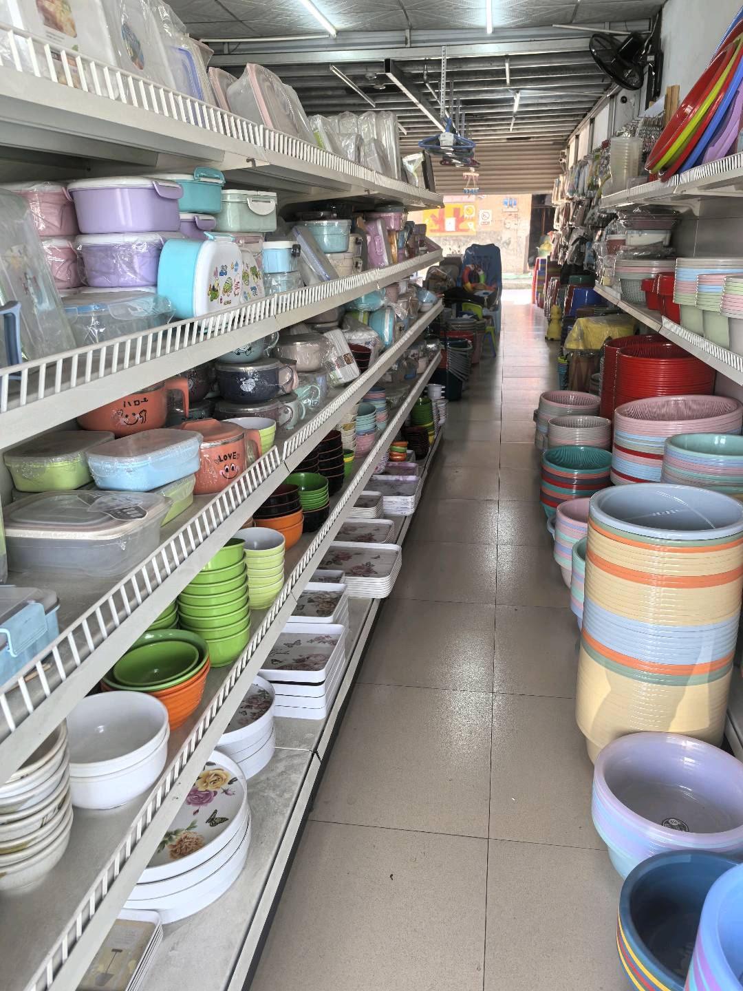 家居日用品，全新货品，亏本处理
